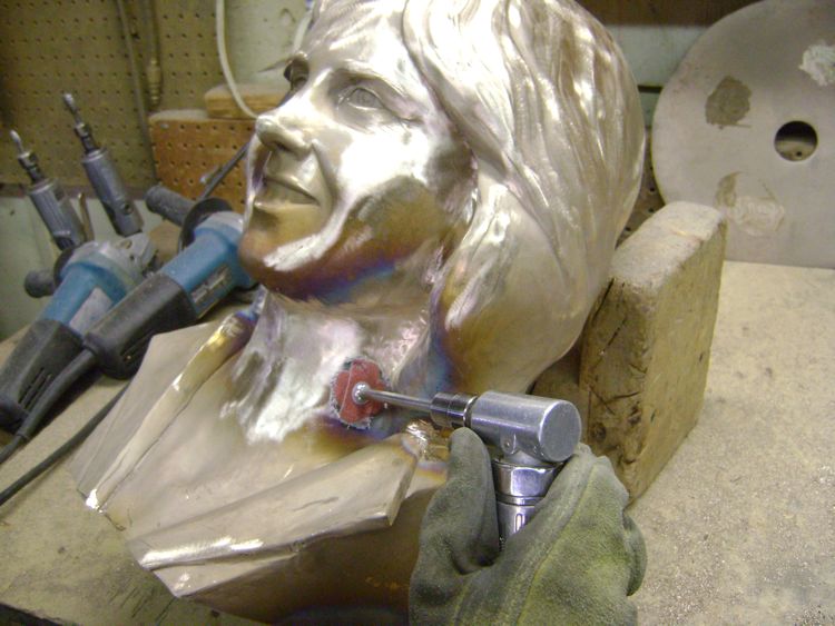 custom-bronze-bust-process-7-patina